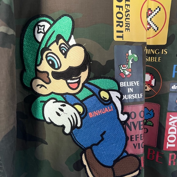 One-of-a-Kind Mario Bros Camouflage Jacket/Vest - Streetwear Style, Size O/S - Picture 5 of 7